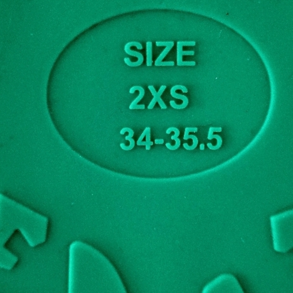 Green Swim Fins with Mesh Bag - Picture 3 of 5